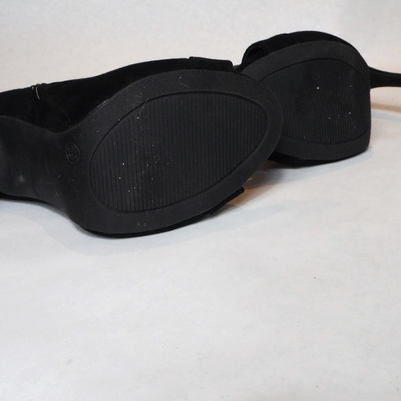 Wild Diva High Heels - Picture 4 of 4